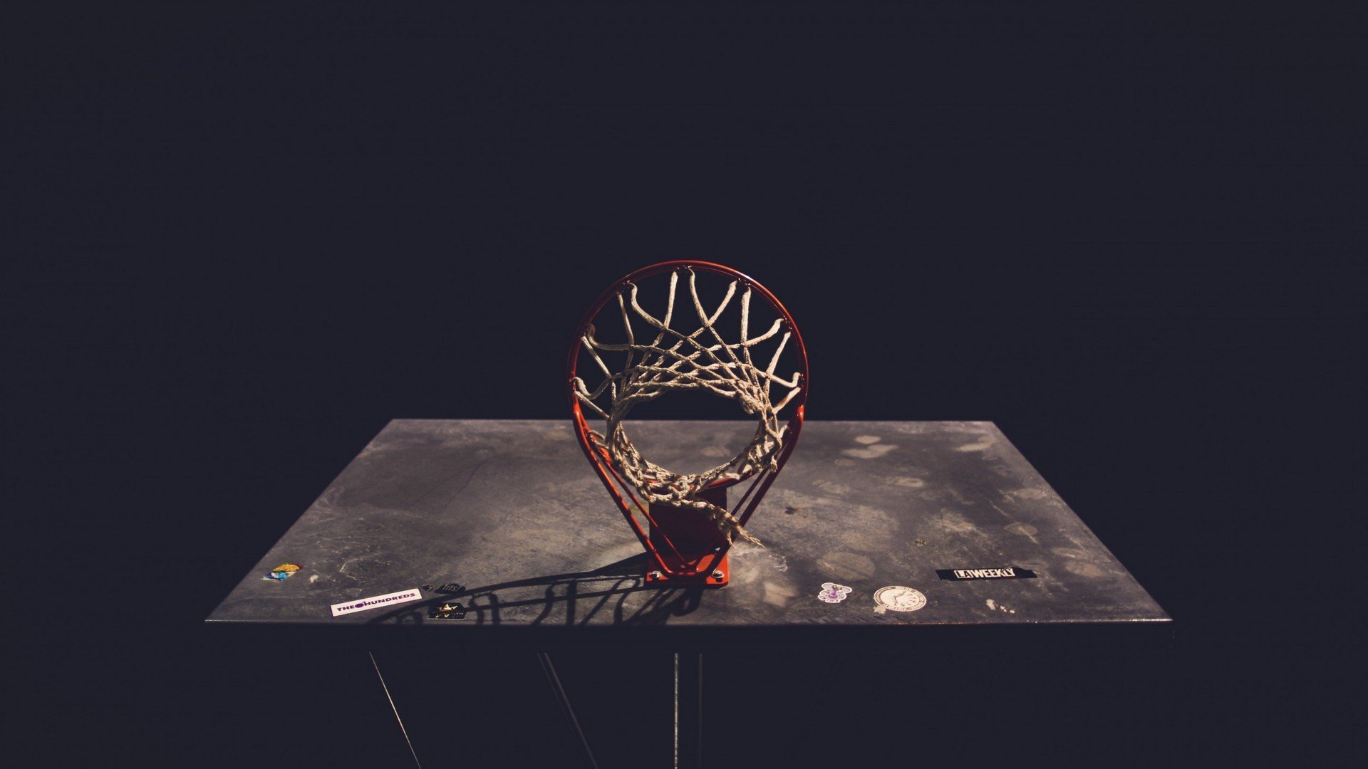 开云官网-怒摔水瓶，泰山之火烧向何方？怒摔水瓶，泰山之火烧向何方？